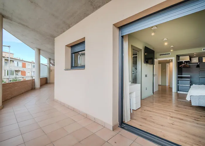 Semesterbostad Gran Duplex Cerca Del Mar Con Piscina Privada En El Centro De Rosas