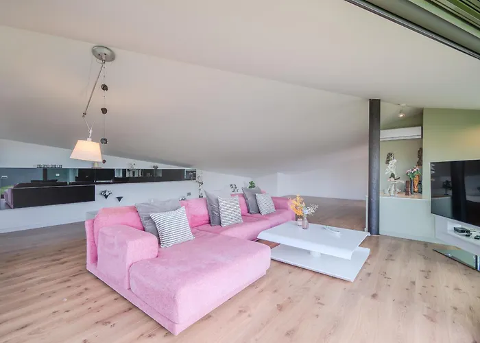 Gran Duplex Cerca Del Mar Con Piscina Privada En El Centro De *