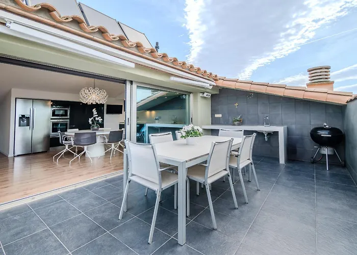 Gran Duplex Cerca Del Mar Con Piscina Privada En El Centro De * Rosas