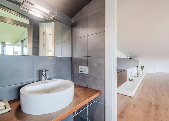 Semesterbostad Gran Duplex Cerca Del Mar Con Piscina Privada En El Centro De Rosas