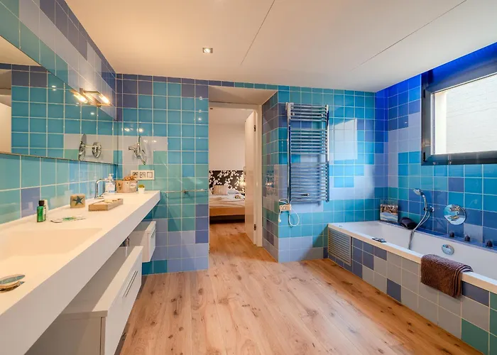 Gran Duplex Cerca Del Mar Con Piscina Privada En El Centro De *