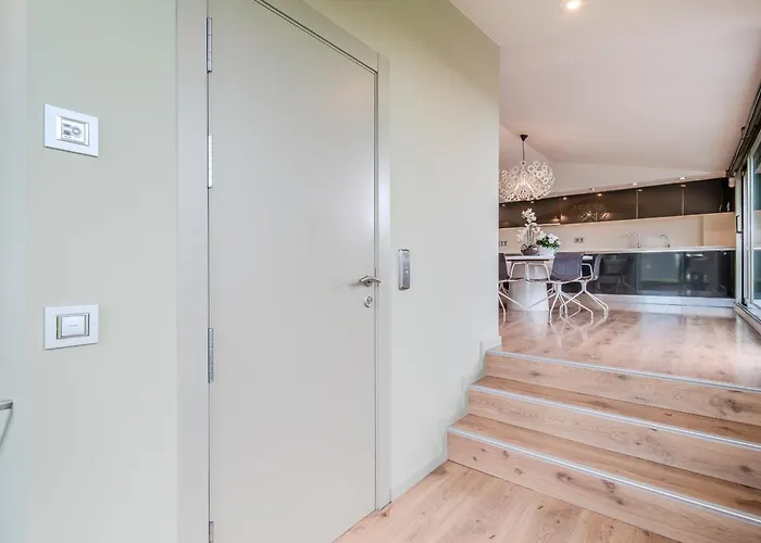 Gran Duplex Cerca Del Mar Con Piscina Privada En El Centro De Rosas