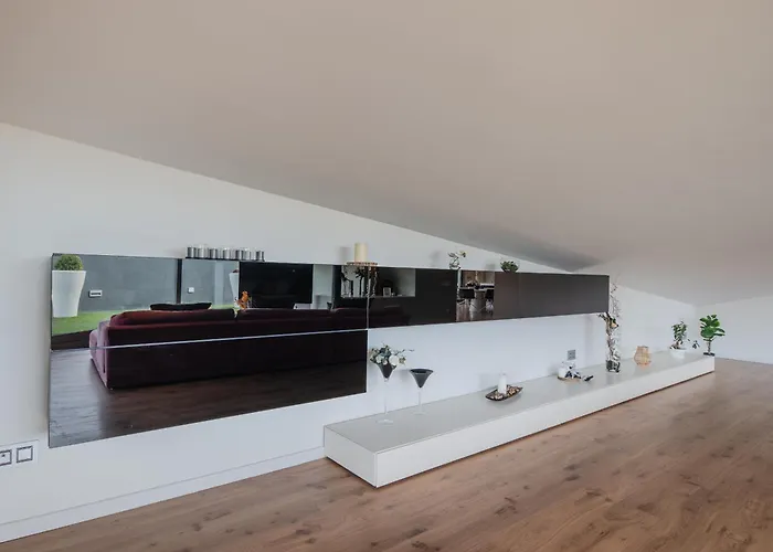 Semesterbostad Gran Duplex Cerca Del Mar Con Piscina Privada En El Centro De