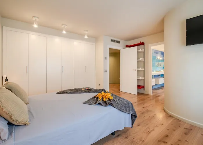 Semesterbostad Gran Duplex Cerca Del Mar Con Piscina Privada En El Centro De Rosas