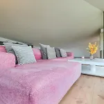 Дом отдыха Gran Duplex Cerca Del Mar Con Piscina Privada En El Centro De