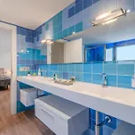Дом отдыха Gran Duplex Cerca Del Mar Con Piscina Privada En El Centro De