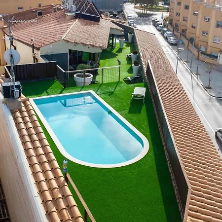 Feriehus Gran Duplex Cerca Del Mar Con Piscina Privada En El Centro De *