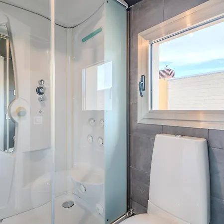 Gran Duplex Cerca Del Mar Con Piscina Privada En El Centro De Feriehus *