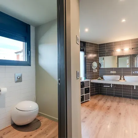 Feriehus Gran Duplex Cerca Del Mar Con Piscina Privada En El Centro De